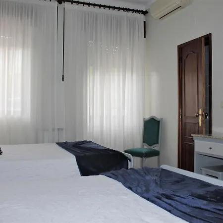 Residencial Clássico Vendégház Vila Real