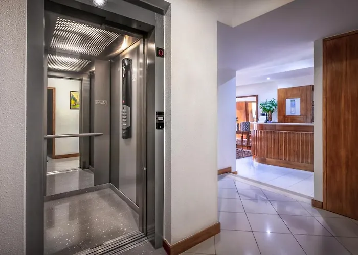 Residencial Classico 4* וילה ריאל