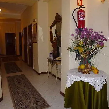 Residencial Classico Pensión Vila Real